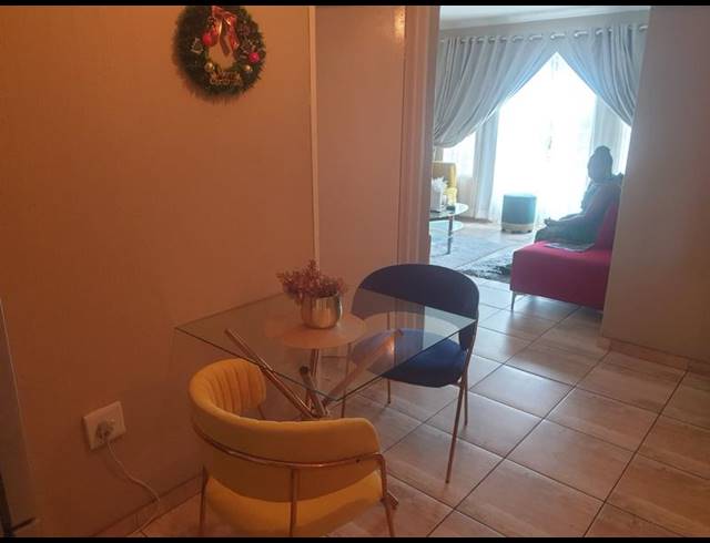 3 BEDROOM TOWNHOUSE FOR SALE IN RADIOKOP